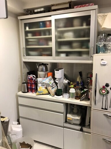 【美品】パウモナ　レンジボード（食器棚）9月前半までに取りに来てくださる方