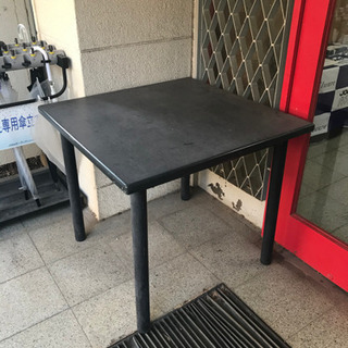 マルチに使える黒テーブル