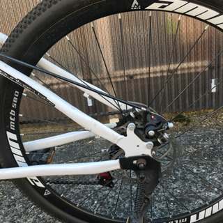 マウンテンバイク、新しいです。