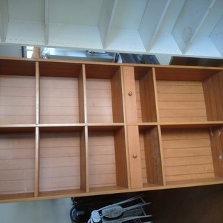 【無料で差し上げます】　木製の棚①（木目調）