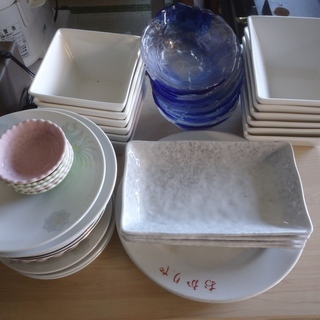 【無料で差し上げます】　飲食店のスタートアップに！★各種お皿多数の画像