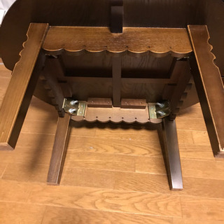 高島屋で購入 パリの雑貨屋シリーズ 丸テーブル