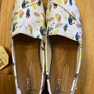 TOMS スリッポン　25.0㎝　w8.0の画像