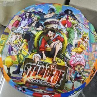 ワンピース　スタンピードクッション