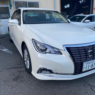 クラウンロイヤルサルーンの画像