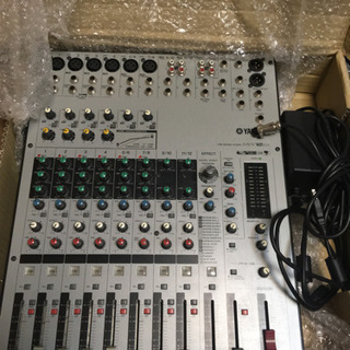 デジタルミキサー YAMAHA MW12cx