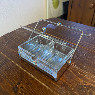 何でも入れちゃって下さい。