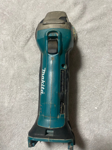 マキタ　サンダー