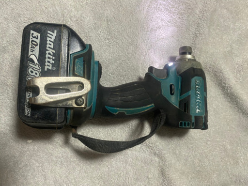 マキタ　インパクトドライバー　18v