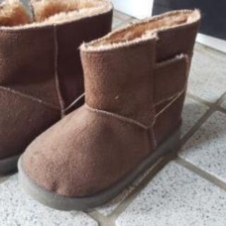 ムートンブーツ