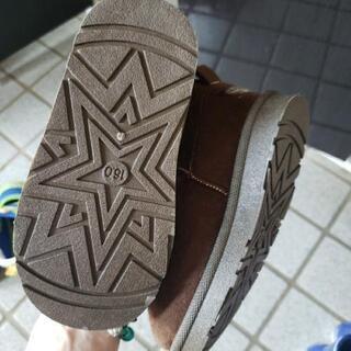 ムートンブーツの画像