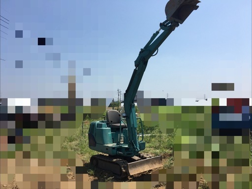 コマツ　ミニユンボ　バックホー　PC07-2　入りました。