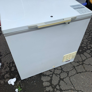 冷凍庫　216リットル　中古　古いけどバッチリ冷えますの画像
