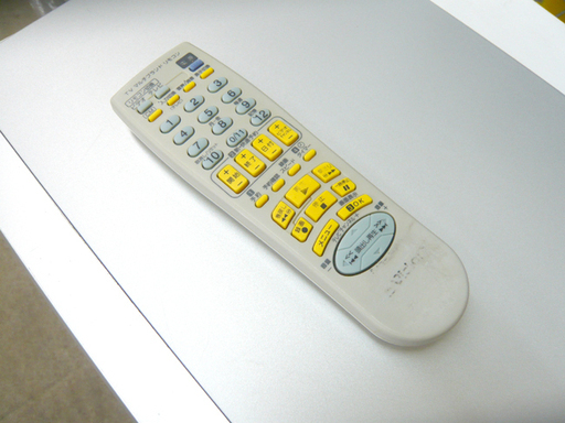 札幌 リモコン付き!! ビデオデッキ VHS Victor 2004年製 Hi-Fi HR-B13 ビクター ビデオカセットレコーダー 映像機器 本郷通店