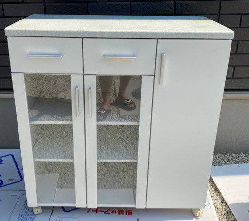 【取引停止中】食器棚　3000円