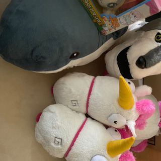 ミニオンのユニコーン 狼 サメ のぬいぐるみ