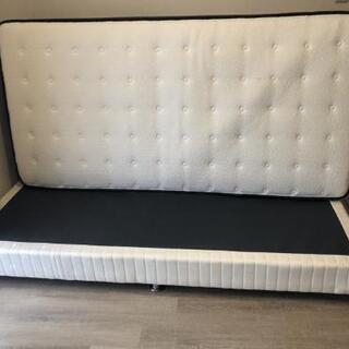 シングルベッドの画像