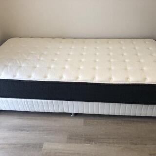 シングルベッドの画像