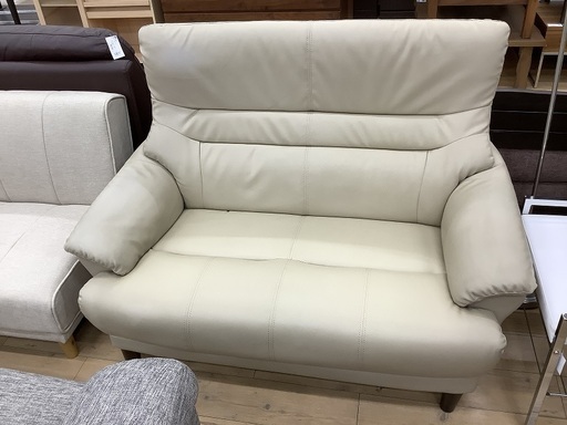 ワケ有大特価！合皮2人掛けハイバックソファーです！