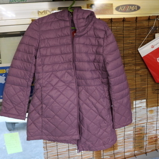 キルティング　薄手　フードが取れます　Mサイズ