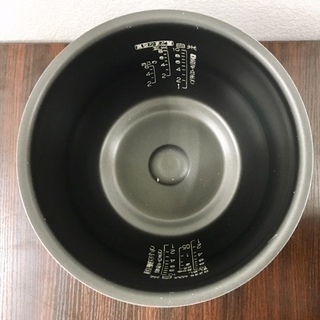【中古】ZOJIRUSHI　圧力IH炊飯ジャー　500円の画像