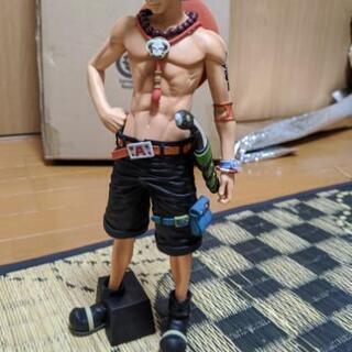 ワンピース エース フィギュア