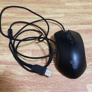 ゲーミングキーボード&マウスセットの画像