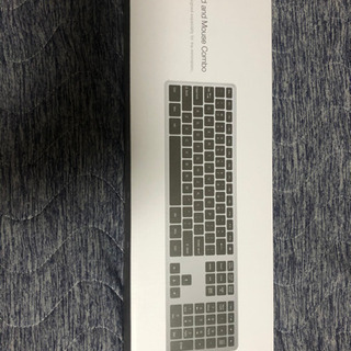 【ワイヤレス マウス付き】【無線接続】【軽量】【薄型】ワイヤレス キーボードの画像