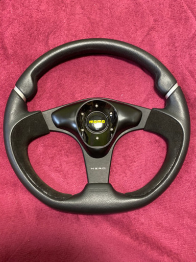 ☆美品☆MOMO NERO ステアリング　35π