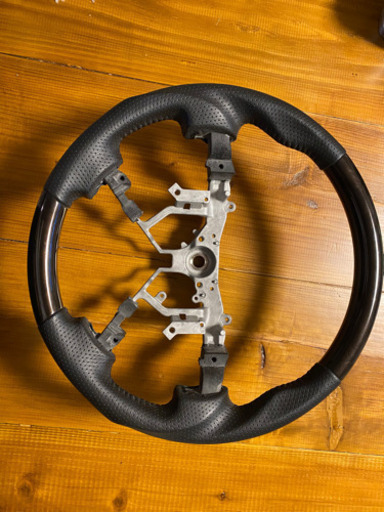 【値引交渉可能】たしか、、、シルクブレイズ   ステアリング  ハイエース