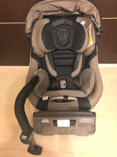 コンビ ネルーム エッグショック NC-520 定価 : ¥53,460(税込) ★ベビーカー同時購入合計額から2000円引き！