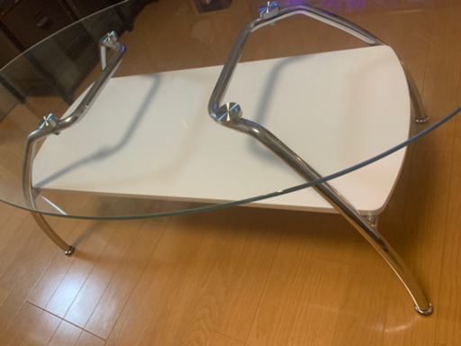 ガラステーブル