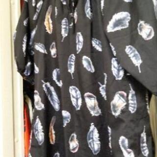 羽柄シャツ