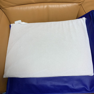 大塚家具　キングスダウン　枕　セット売り可能の画像