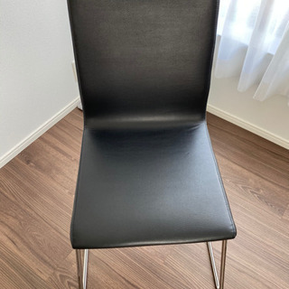 IKEA ダイニングチェアの画像