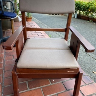 介護用ポータブルトイレ、便器、介護用品の画像