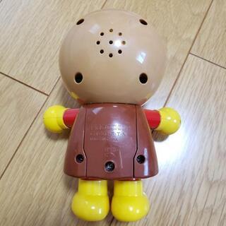 アンパンマンの知育玩具とオマケ付きの画像