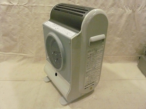 カード決済対応！20Y0249 4 Iwatani イワタニ カセットガスファンヒーター 風暖 CB-GFH-2　中古（美品）