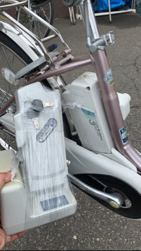自転車　電動アシスト　26インチ Panasonic バッテリー２個付き　中古