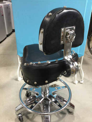 キャスター付き　チェア　バイクシート型