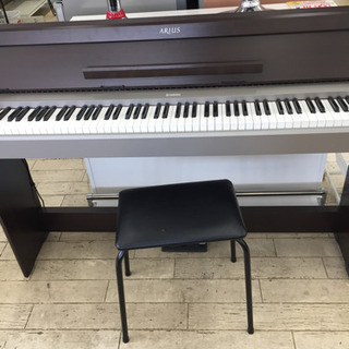 8/21東区和白  定価¥53,900  YAMAHA  電子ピアノ  ARIUS  2012年式  YDP-S31  鍵盤数88鍵  録音機能あります。コンパクトでスタイリッシュ