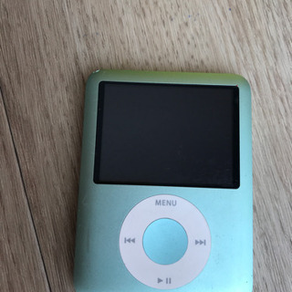 ipod nano 8GB ケース・イヤホン付き