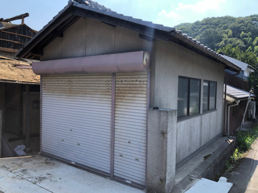 シャッター　手動　三和　解体中　お手伝いで無料　玉野市から