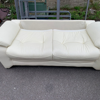 3人掛けソファ レザークリーム色