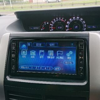 ヴォクシー ZS 4WD車検付き  パワスラ の画像