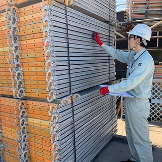 【山口市】足場の組立解体作業者募集中！社会保険完備・正社員採用・20時間残業で265,000円以上・日給月給制なので毎月安定したお給料です！ の画像