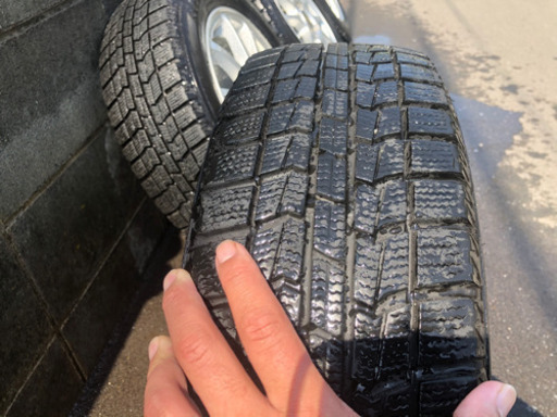 最終値下げ！！！　スタッドレスタイヤアルミ付き