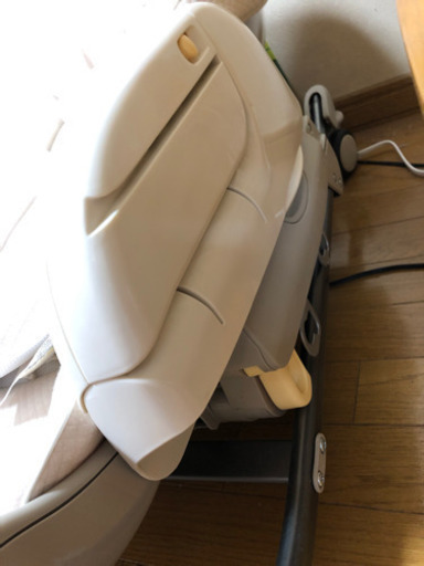 値下げ中　コンビ　電動バウンサー