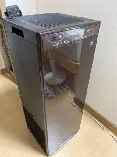 【急ぎ目】中古・美品　ダイキン　ストリーマ空気清浄機　茶色