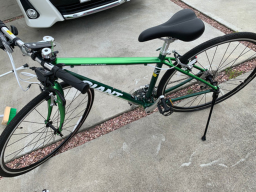 値下げ！美品⭐︎GIANT エスケープ　R3 グリーン　XSサイズ　ライト付き